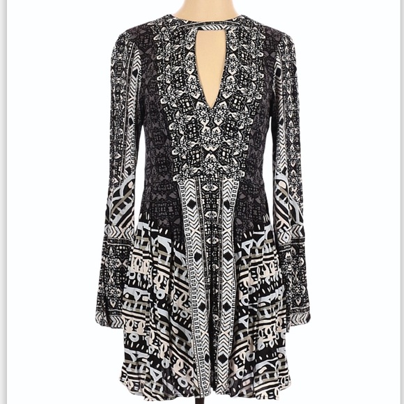 Free People Dresses & Skirts - Free People SZ 2 Long Sleeve Dress
